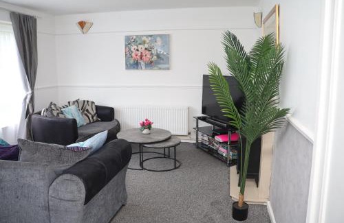 Stafford Apartamento | Superb 3 Bedroom flat in Stafford