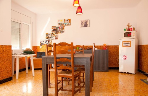 Pineda de Mar Apartamento | Magnífico apartamento a 200 metros de la playa. estacionamiento, todos los servicios cerca