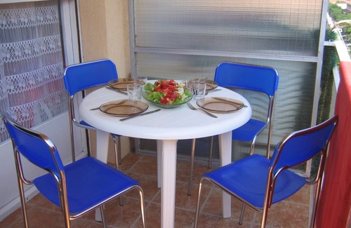 Pineda de Mar Apartamento | Magnífico apartamento a 200 metros de la playa. estacionamiento, todos los servicios cerca