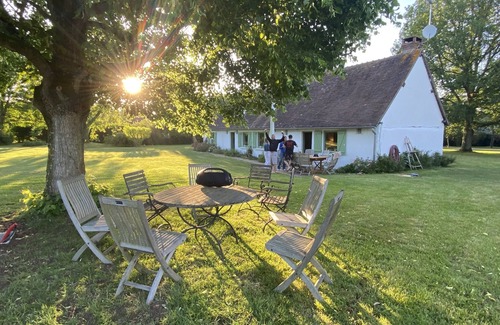 Tillieres-sur-Avre Casa | La Corti-Casa-Baño en la habitacion