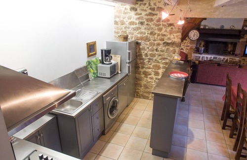 Sainte-Cecile-du-Cayrou Cabaña | Magnífica casa de piedra a las puertas del bosque