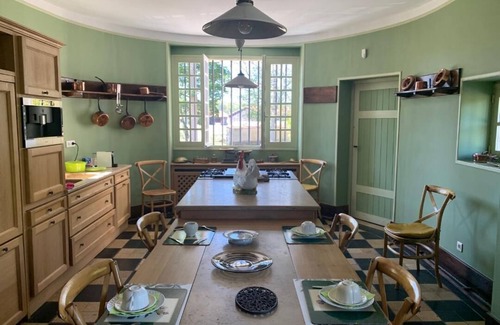 Les Chapelles-Bourbon Casa | Superb manor house 15 minutes from Disneyland and 45 minutes from Paris
