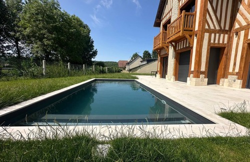 Tourgeville Casa | SUPERB NEW HOUSE IN DEAUVILLE / TOURGEVILLE 8 MN WALK FROM THE SEA