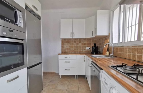 Caleta de Velez Villa | Superb Villa Location Short Walk to the Beach in Caleta de Velez, Torre del Mar