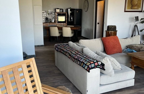 Moltifao Villa | magnífica villa del centro del pueblo vista excepcional. Piscina y terrenos arbolados.
