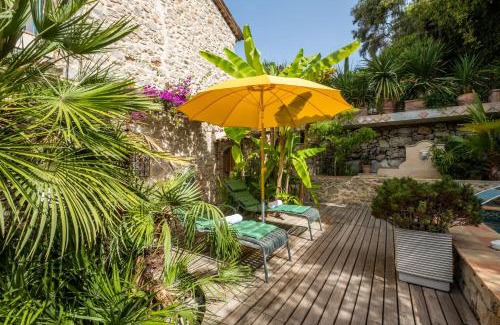 California - Pezou Villa | Superb villa with swimming pool & sauna