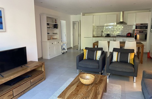 Clara Apartamento | Superbe Appartement "les Glycines"