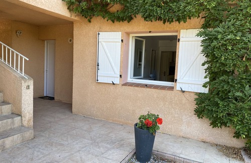 Clara Apartamento | Superbe Appartement "les Glycines"