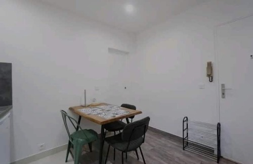 Saint-Ouen Apartamento | Superbe appartement cosy