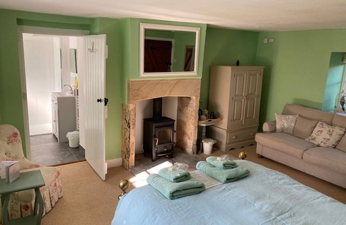 Cricket Malherbie Cama Y Desayuno | Habitacion Doble-Superior-Baño con ducha-Vista al Jardín-The Green Room