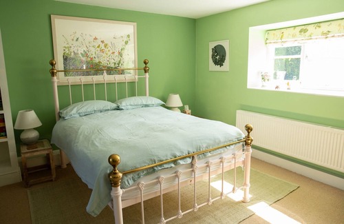 Cricket Malherbie Cama Y Desayuno | Habitacion Doble-Superior-Baño con ducha-Vista al Jardín-The Green Room