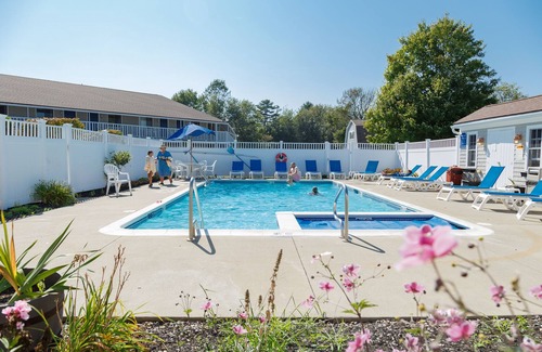 Boothbay Harbor Cabina | Superior King Room - 1 King Bed