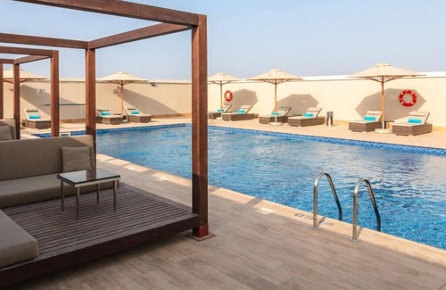 Garhoud Casa | Superior Room Near Sport Links LLC - Gym Equipment