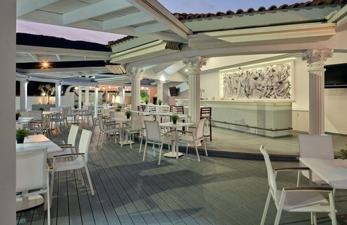 Kalamaki Apartamento | Superior Suite Sea View Private Outdoor Jacuzzi