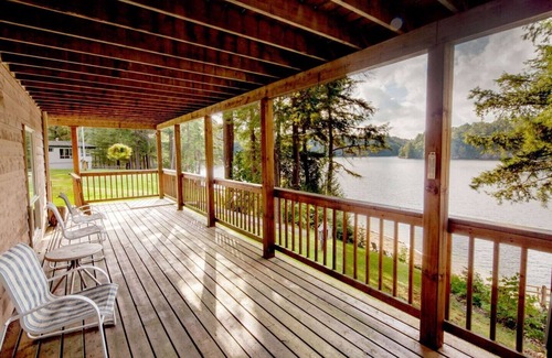 Seguin Cabina | Superior Three-Bedroom Cottage