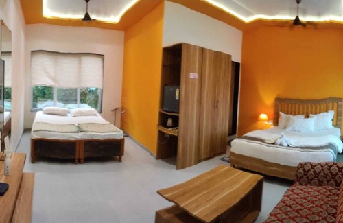 Karjat Complejo | Supriti's Farmington Splash Resort