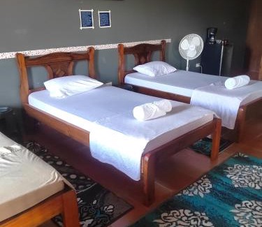 Puerto Jiménez Casa | Surá House Corcovado Habitaciones with AC