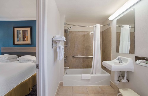 San Rafael Hotel | SureStay Hotel by Best Western San Rafael