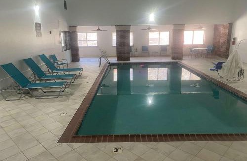 Edmond Hotel | SureStay Plus by Best Western Edmond