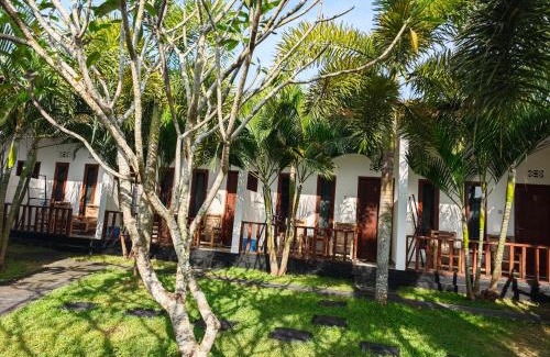 Kuta Casa | Surf Camp 79