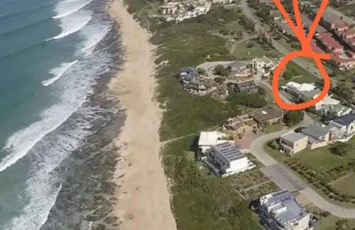 Wavecrest Casa | Surf n Sea Beachfront Holiday Home