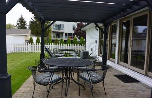 New Buffalo Casa | Surf's Up