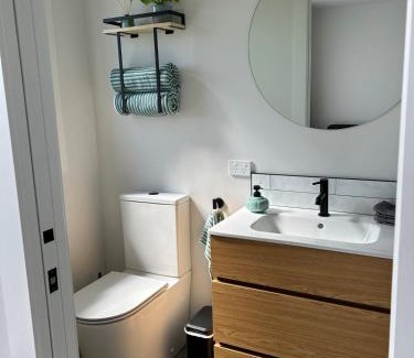 Ocean Beach Apartamento | Surf & Turf Romantic Coastal Retreat Near Ocean Beach