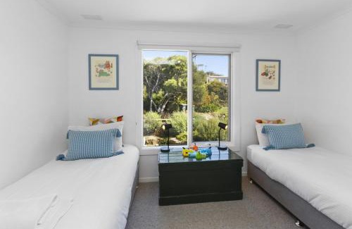 Skenes Creek Casa | Surfs Up - Ocean views and Wi-Fi