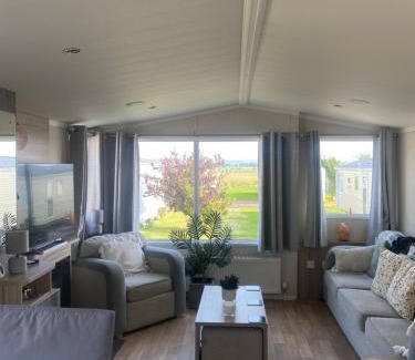 Maryport Casa | surfshack caravan MH19D manor house park
