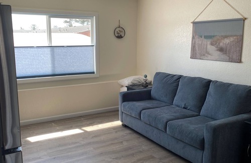 Crescent City Condominio | Surfside 65 - One block from the ocean!