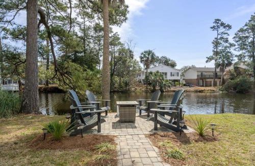 Surfside Beach Casa | Surfside Beach - Beach House Getaway