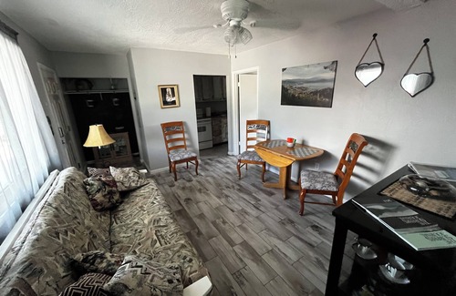 Cocoa Beach Apartamento | Surfside Suites