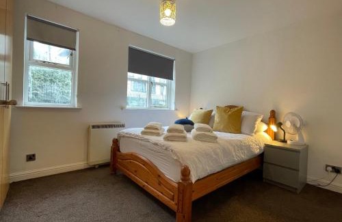 Surrey Docks Apartamento | Surrey Docks London near Canada Water Easy Access to Canary Wharf Pier