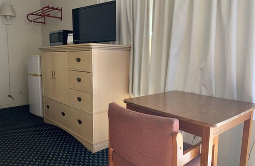 Ottawa Hotel | Surrey Motel