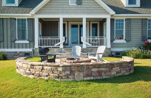 Avoca Casa | Sutton Room at The Inn, Occano Arnold Palmer Golf