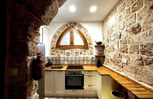 Acre Old City Casa | Suzanne Suite