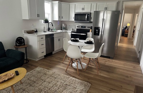 Lawson Heights Casa | SVC Homecoming, Ligonier Days, Palmer Airport- New 3BD House