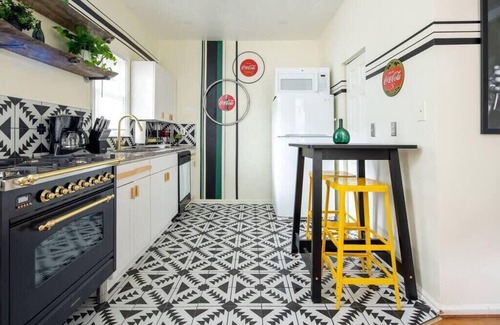 Cabbagetown Casa | Swank Cabbagetown by Minty Living
