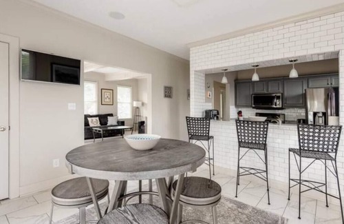 St. Matthews Apartamento | Swanky Fully Equipped St. Matthews Apartment