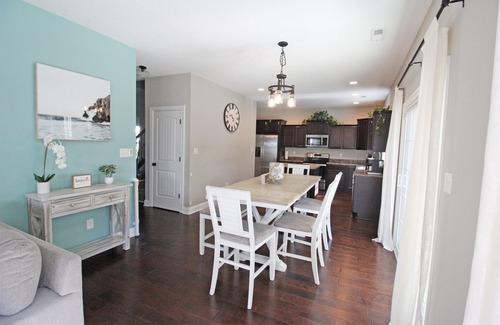 Swansboro Casa | Swansboro Place: Heated Screened Pool & Game Room