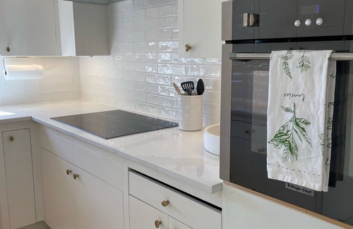 Upper Riviera Casa | Vistas panorámicas del océano y la ciudad: tres minutos a la playa o al centro