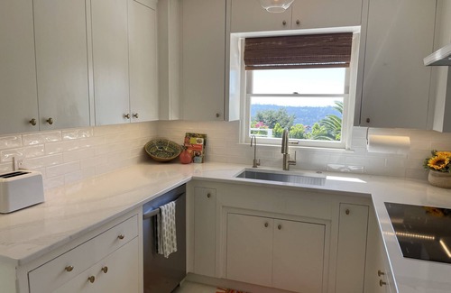 Upper Riviera Casa | Vistas panorámicas del océano y la ciudad: tres minutos a la playa o al centro