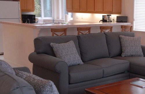 Watsonville Casa | ¡Vistas panorámicas del océano para 12! Perfecto para familias, pasos de playa, nuevo ping pong