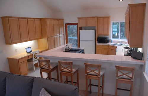 Watsonville Casa | ¡Vistas panorámicas del océano para 12! Perfecto para familias, pasos de playa, nuevo ping pong