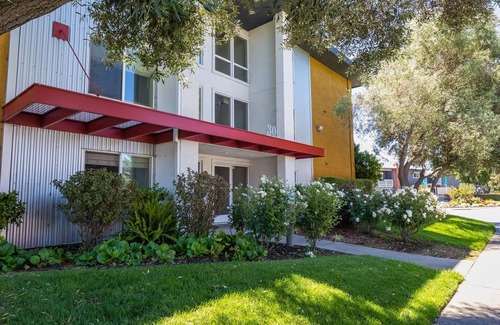 East San Mateo Apartamento | Sweet 1BR in San Mateo, Pool + Parking