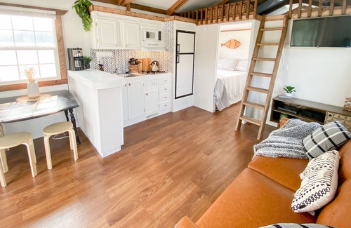 Lenoir City Alquiler De Eote | Sweet Abi Mae - Cruising houseboat in Knoxville TN