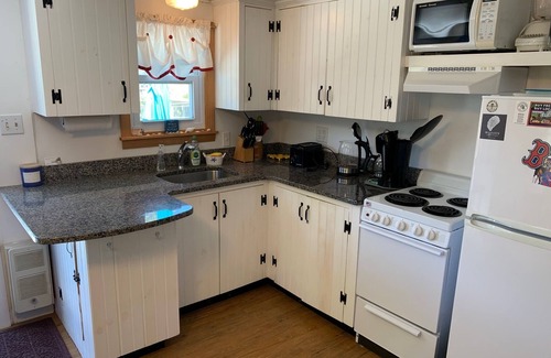 Wellfleet Cabaña | Sweet Cape Cod Cottage! (CS0011)