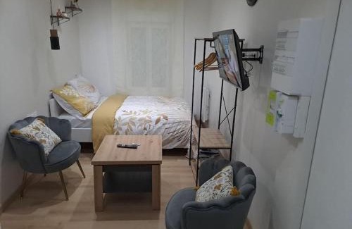 Oasis - Maroc Apartamento | Sweet/Circuit 24h/Moto GP/Antares/Oasis - centre des expositions/Boulerie Jump