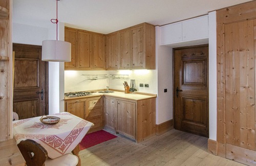 Cortina d'Ampezzo Historic Centre Apartamento | Sweet cristallo