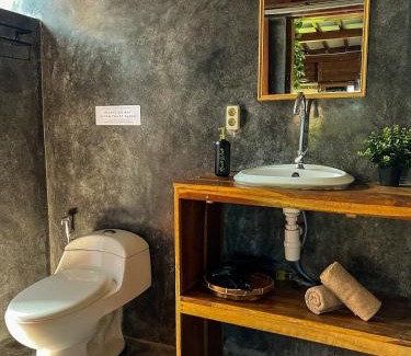 Uluwatu Villa | Sweet Garden Cabin